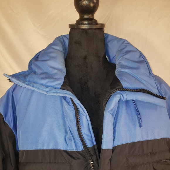 BC Ski Black and Blue Snowboard Jacket - Picture 3 of 8